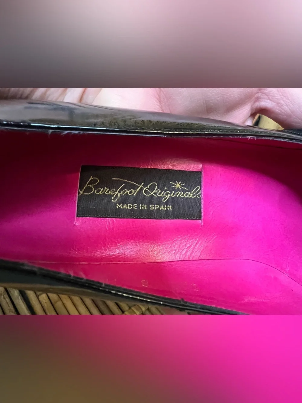 Vintage barefoot originals  Black Patent Pointed Toe Pumps with Flower Detail